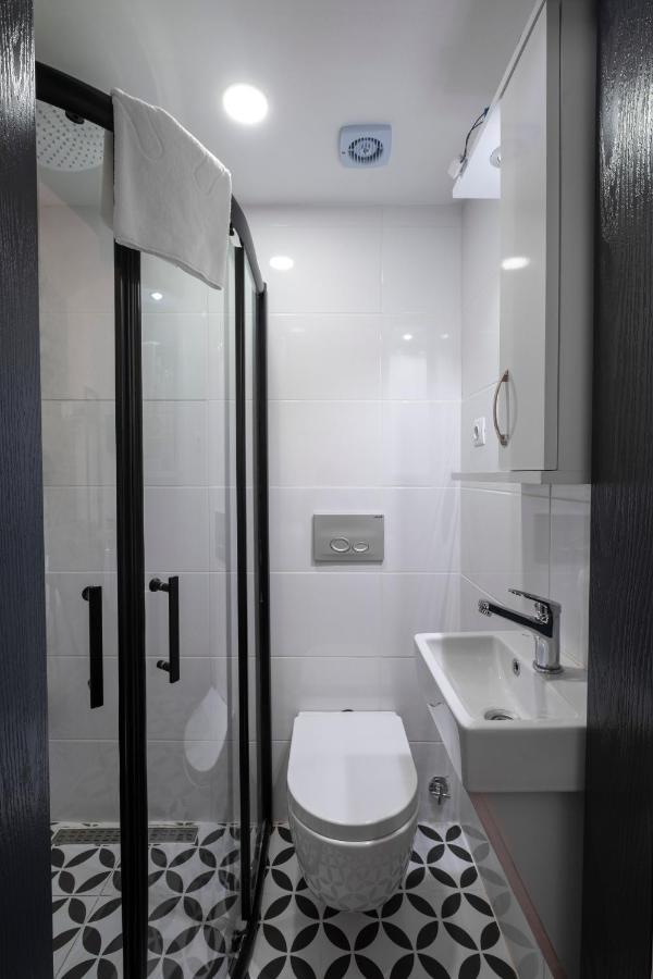 Solo Boutique Hotel 安塔利亚 外观 照片